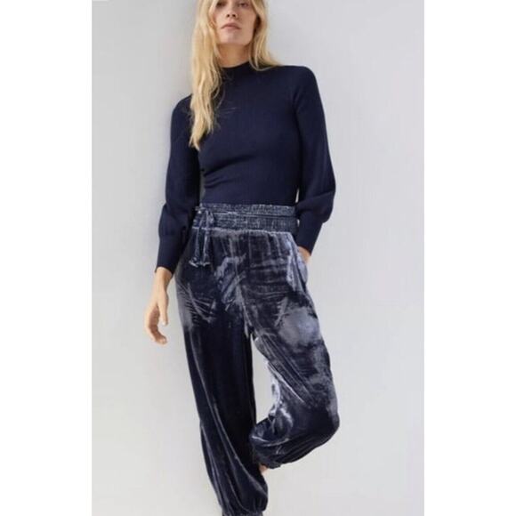 Anthropologie Gloria Velvet Jogger Pants Smocked Waist Pockets Blue Gray Medium - Picture 2 of 9